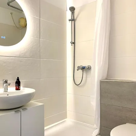 Antoni Homes 2 Personen I Zentral I Studio I Balkon Apartament